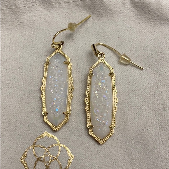 Kendra Scott Jewelry - Kendra Scott white drusy and gold Fran earrings